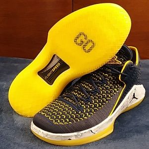 Air Jordan XXXII 32 Low